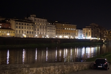 Gece ve Arno nehri