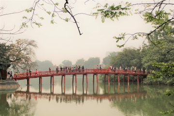 Kırmızı Köprü, Hanoi
