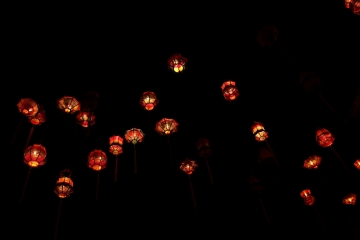 Sokakları süsleyen fenerler, Hoi An